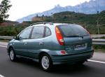 Nissan Almera Tino 2000 года